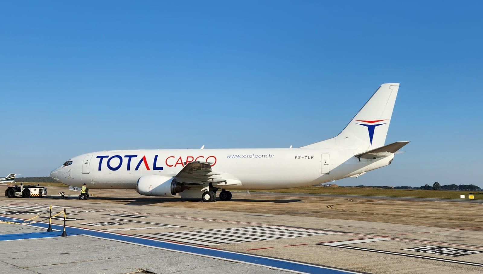 Total Linhas Aéreas Boeing 737